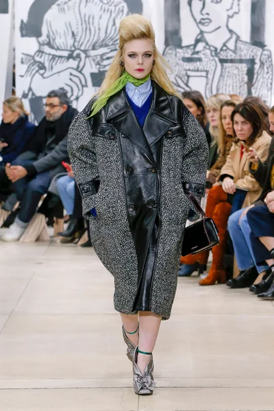 Look 49